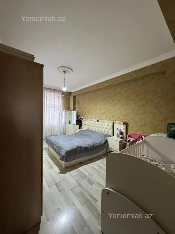 Satılır 3 otaqlı yeni tikili 105 m²