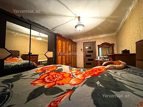 Satılır 3 otaqlı köhnə tikili 65 m²