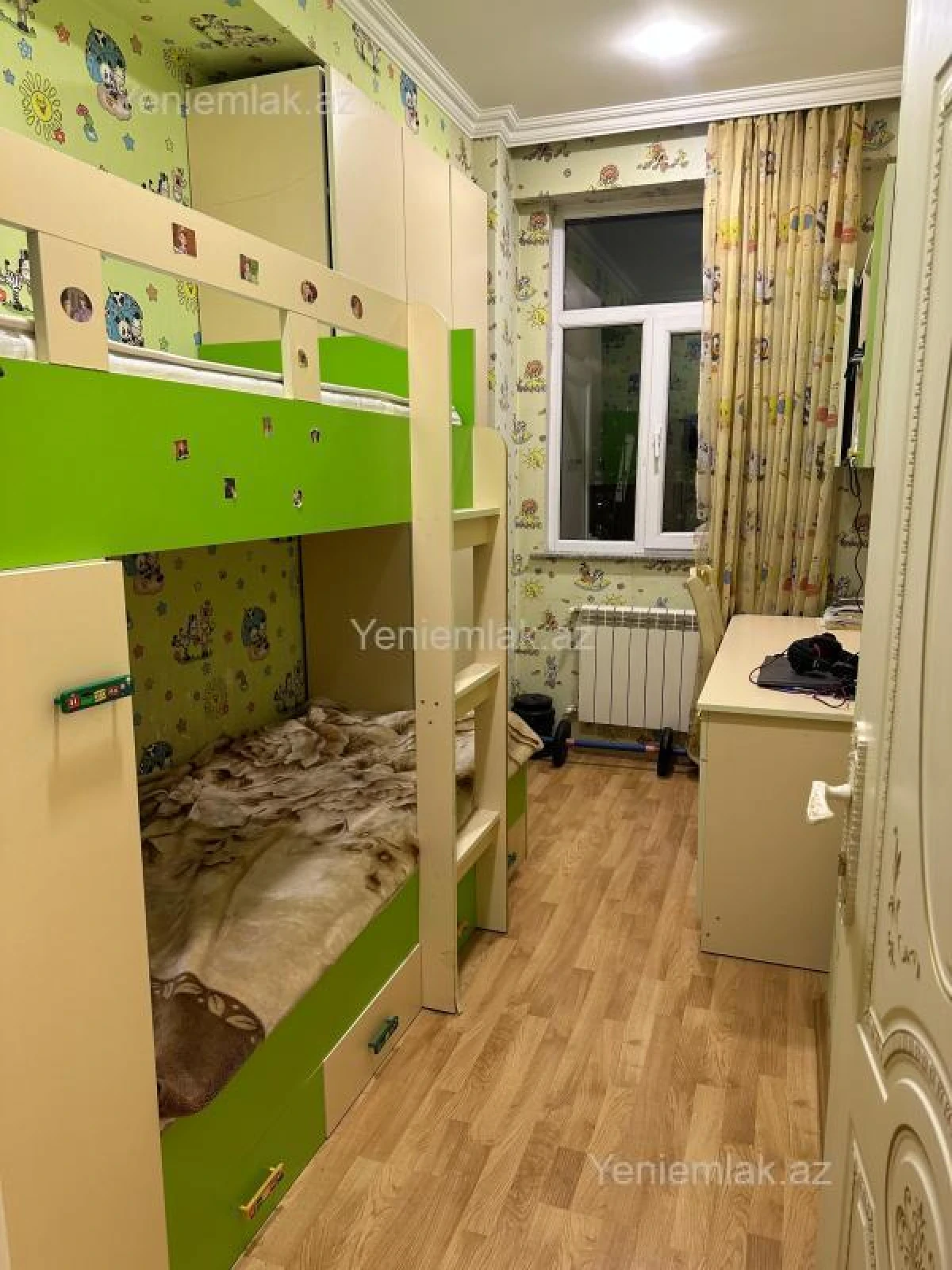 Satılır 3 otaqlı yeni tikili 75 m²