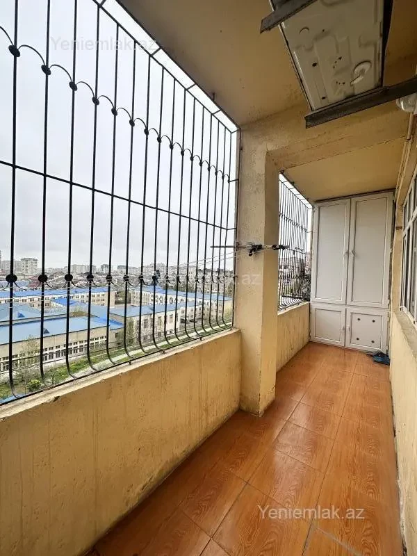 Satılır 3 otaqlı yeni tikili 75 m²