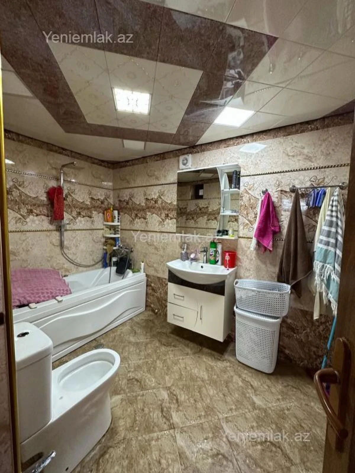 Satılır 4 otaqlı köhnə tikili 100 m²