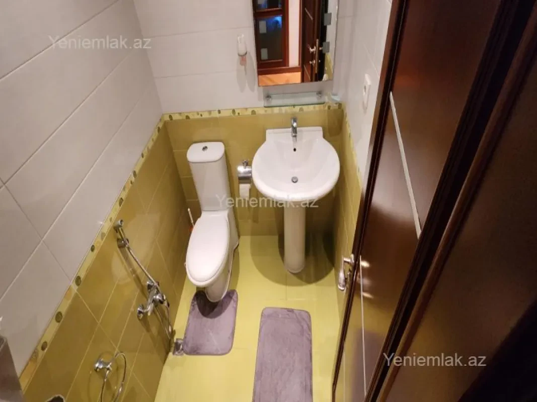 Satılır 3 otaqlı yeni tikili 150 m²