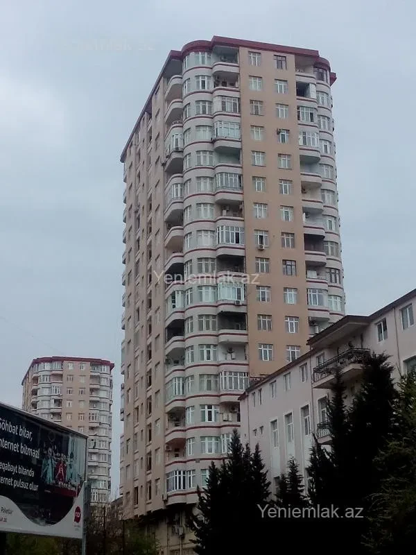 Satılır 3 otaqlı yeni tikili 150 m²
