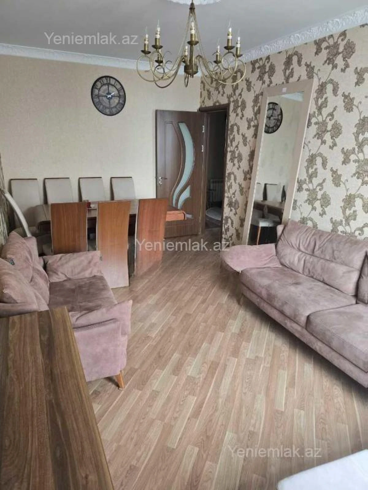 Satılır 4 otaqlı köhnə tikili 100 m²