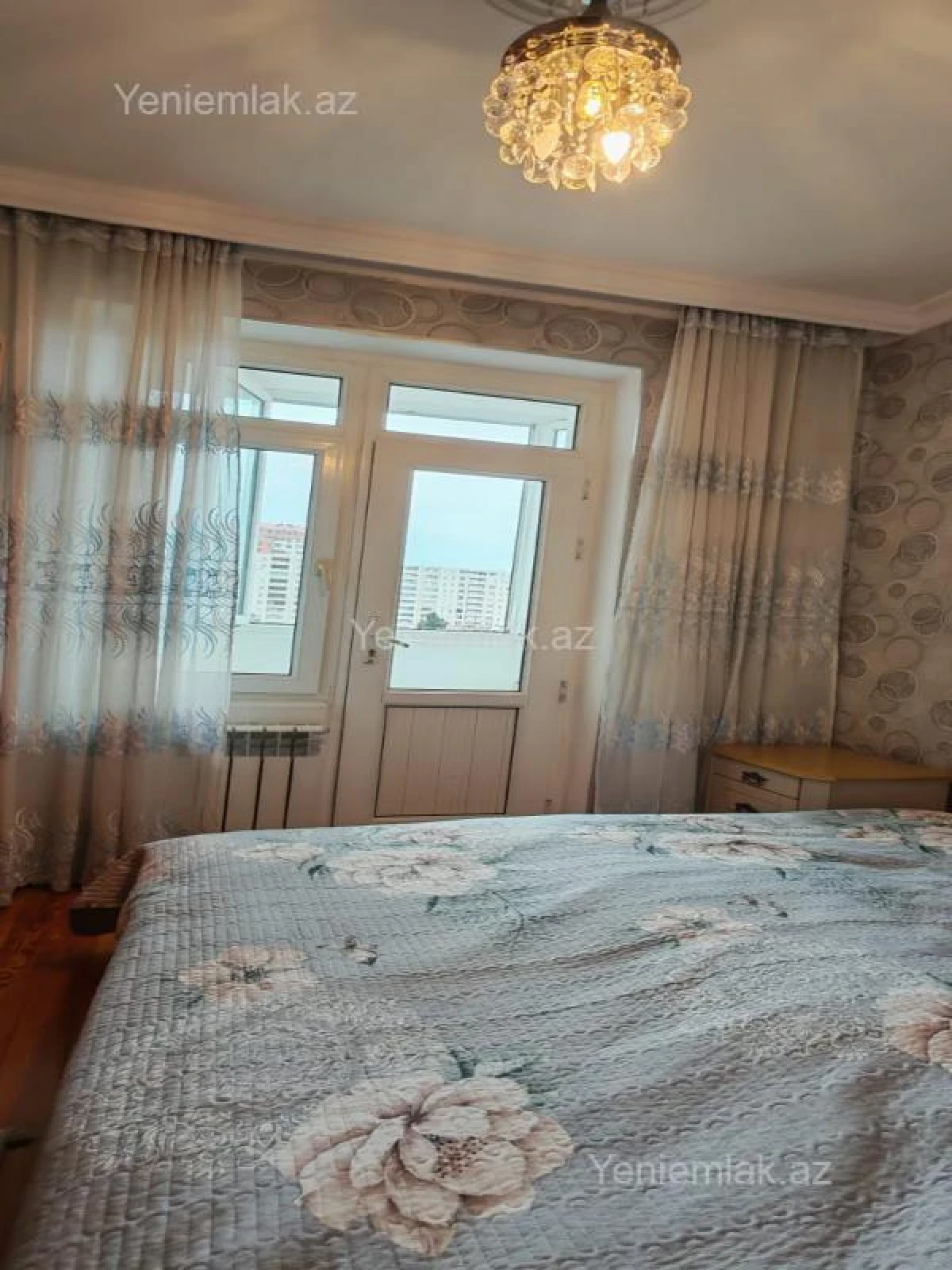 Satılır 3 otaqlı köhnə tikili 80 m²