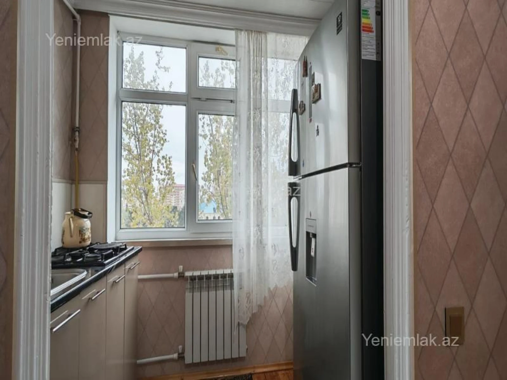 Satılır 3 otaqlı köhnə tikili 80 m²