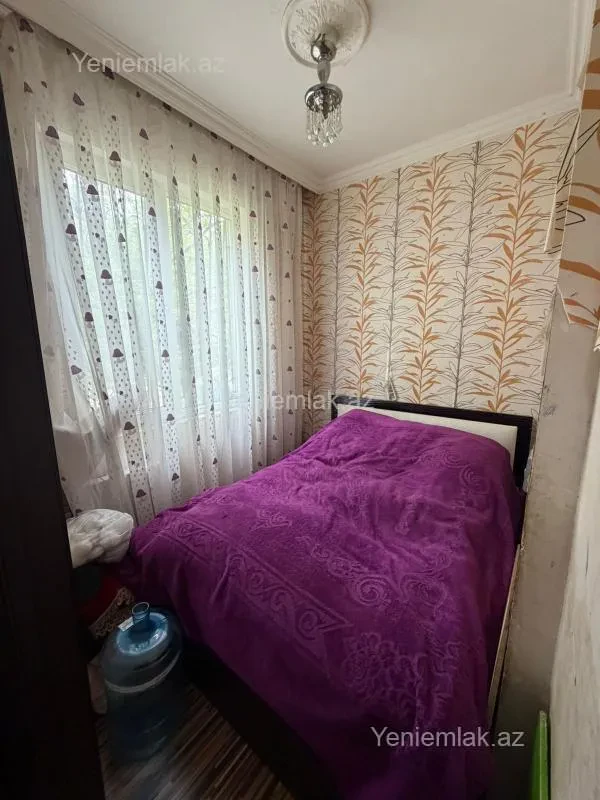 Satılır 2 otaqlı köhnə tikili 45 m²