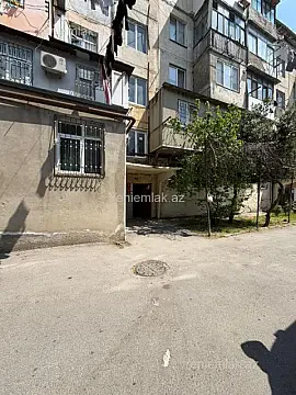 Satılır 2 otaqlı köhnə tikili 45 m²