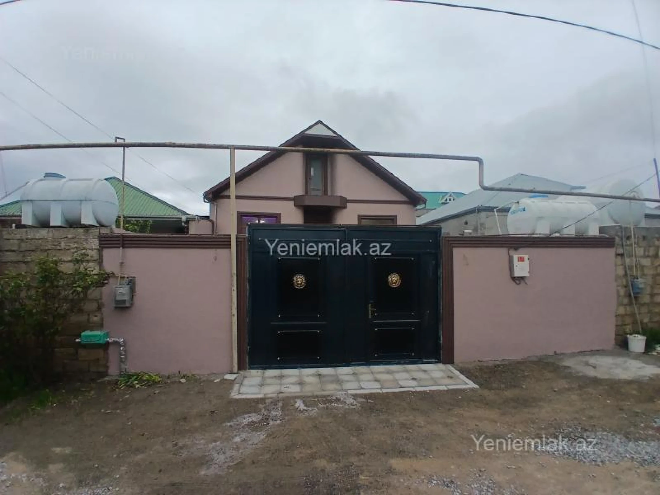 Satılır 4 otaqlı həyət evi 120 m²
