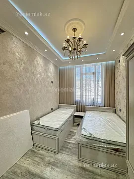 Satılır 3 otaqlı köhnə tikili 90 m²