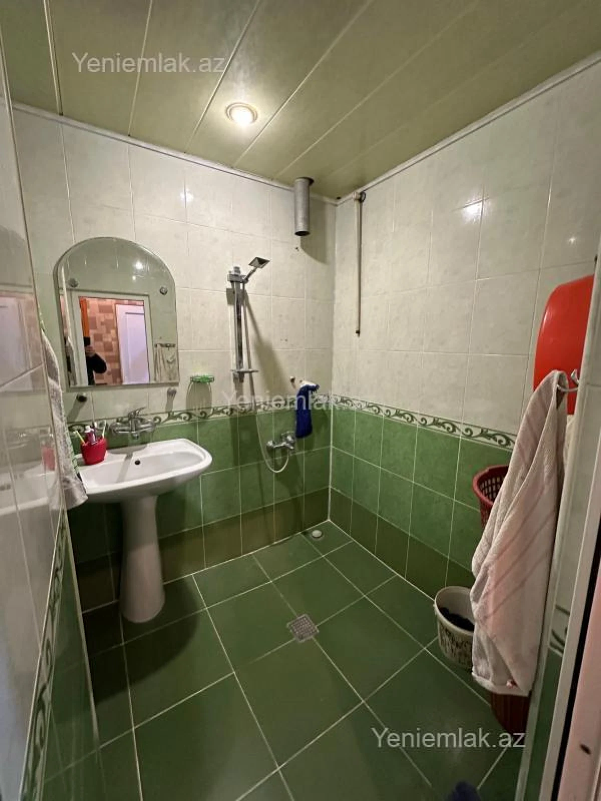 Satılır 3 otaqlı köhnə tikili 78 m²