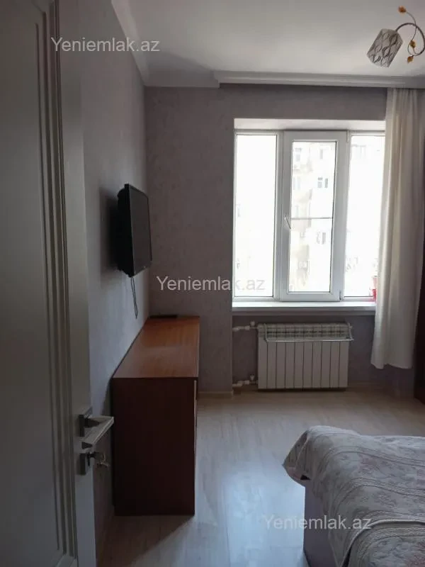 Satılır 3 otaqlı köhnə tikili 55 m²