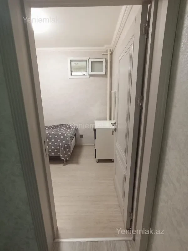 Satılır 3 otaqlı köhnə tikili 55 m²