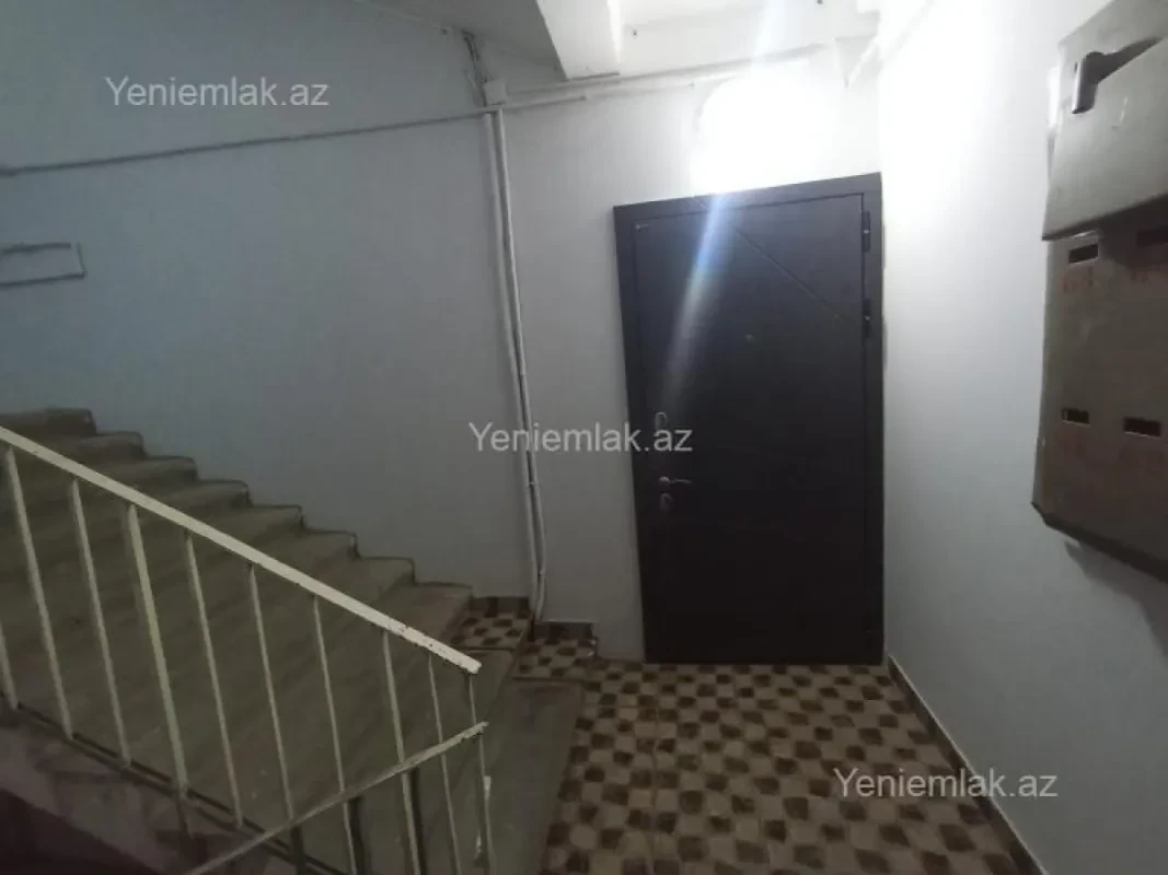 Satılır 3 otaqlı köhnə tikili 55 m²