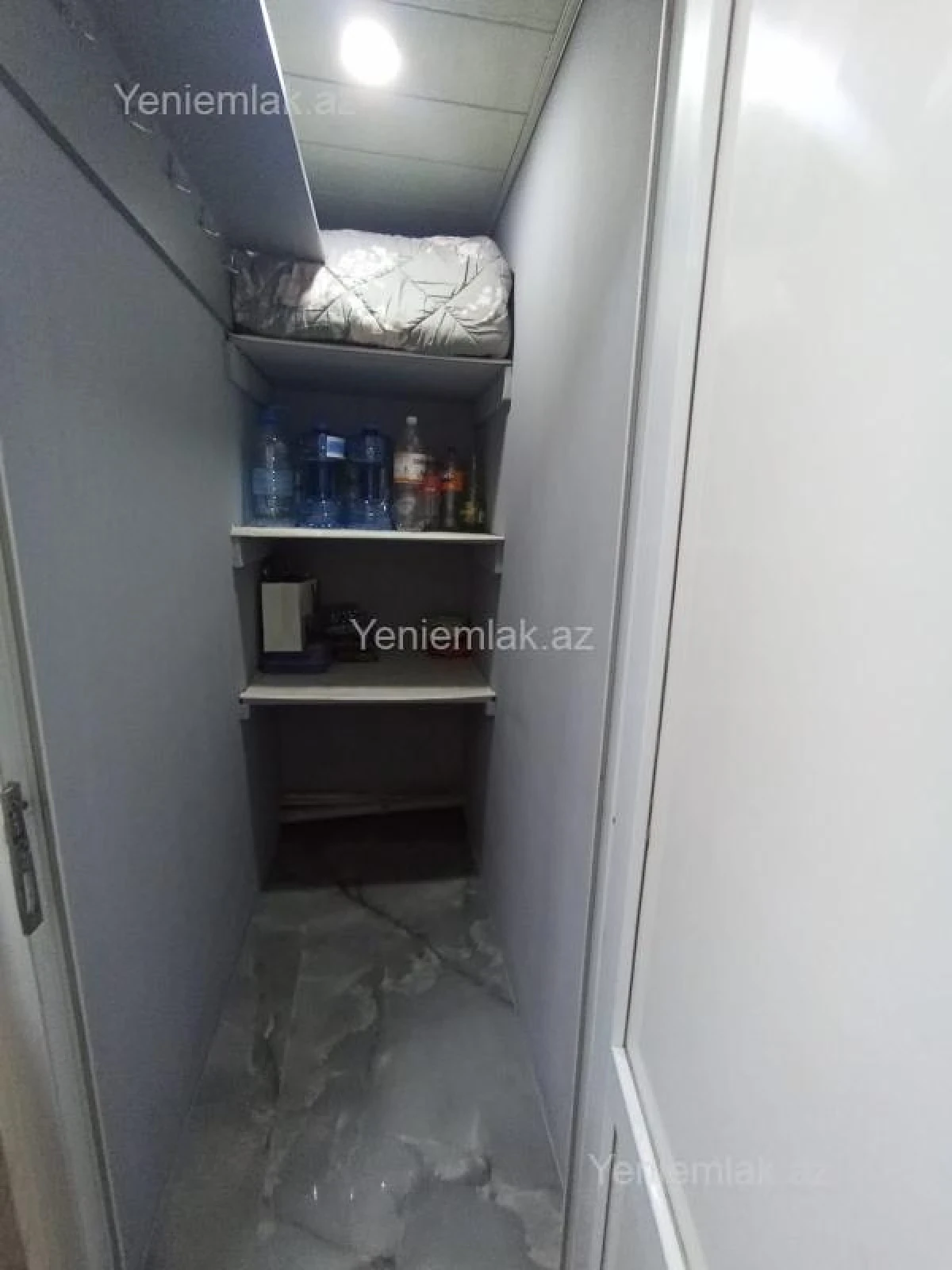 Satılır 3 otaqlı köhnə tikili 55 m²