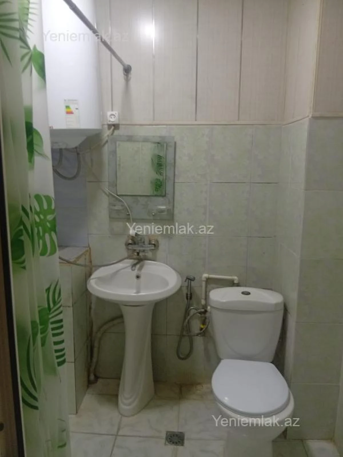 Satılır 2 otaqlı köhnə tikili 40 m²