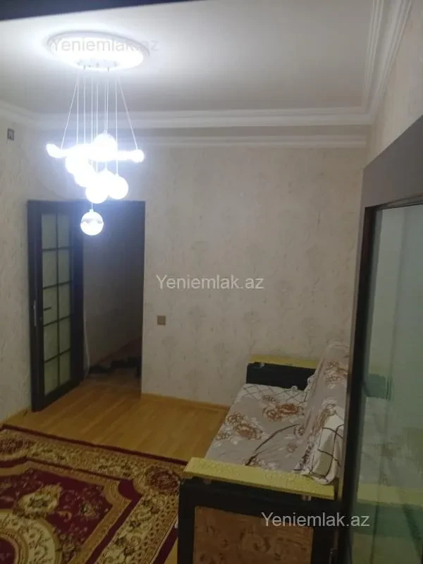Satılır 2 otaqlı köhnə tikili 40 m²