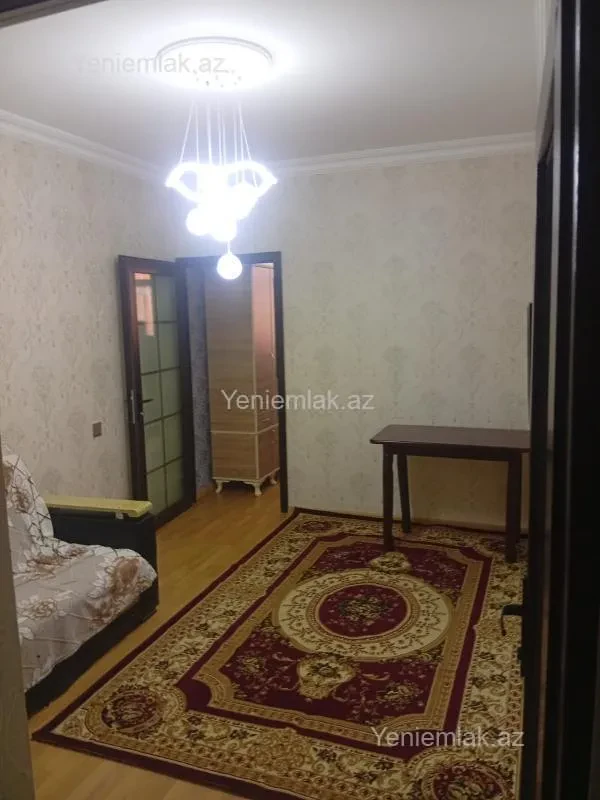 Satılır 2 otaqlı köhnə tikili 40 m²