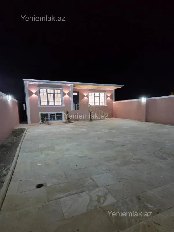 Satılır 4 otaqlı həyət evi 100 m²