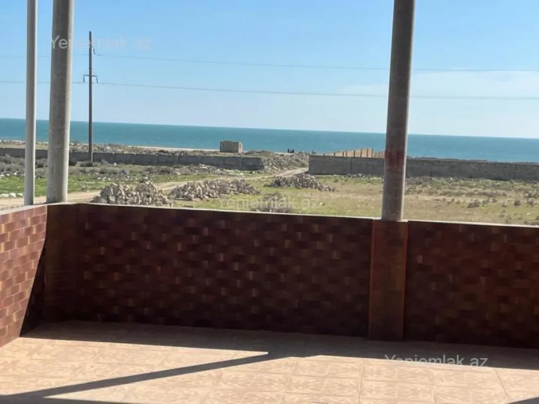 Satılır 4 otaqlı həyət evi 219 m²