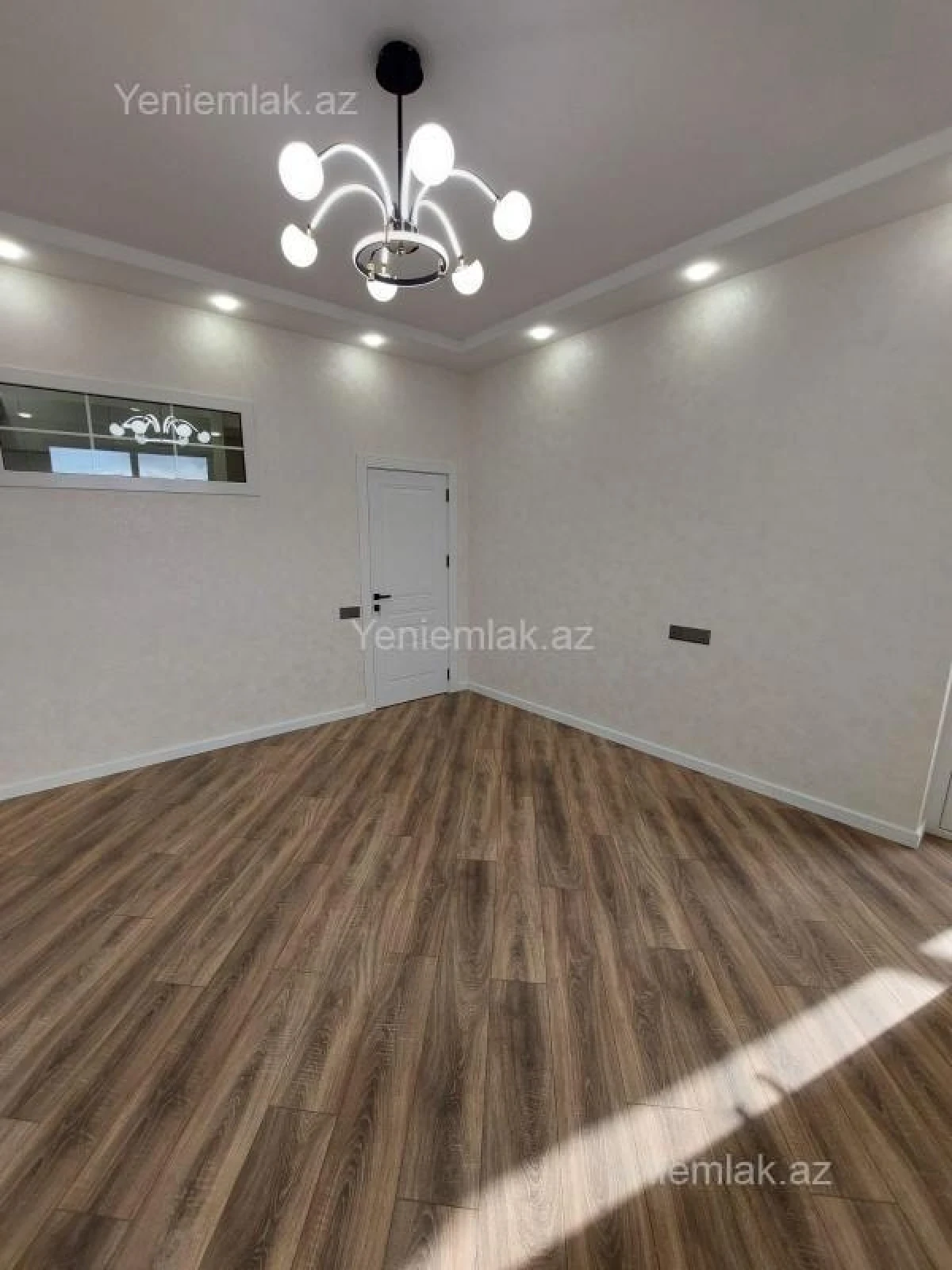 Satılır 3 otaqlı yeni tikili 90 m²