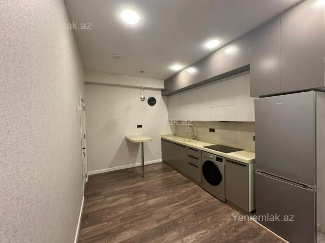 Satılır 2 otaqlı yeni tikili 80 m²