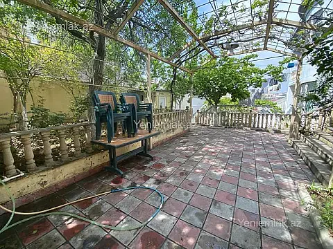 Satılır 4 otaqlı həyət evi 94 m²
