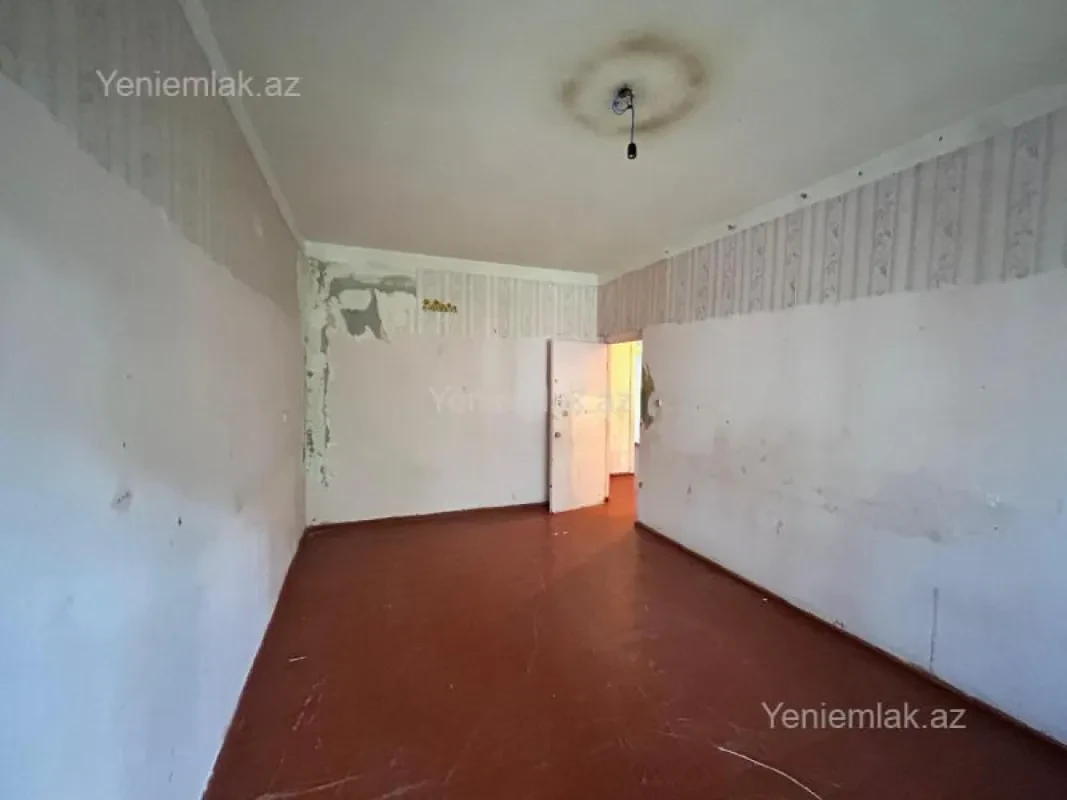 Satılır 3 otaqlı köhnə tikili 80 m²