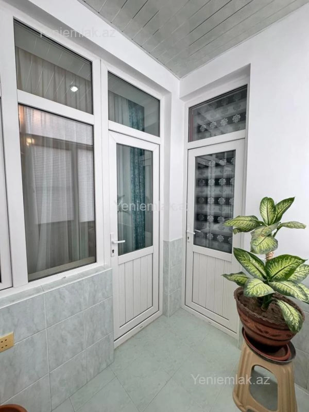 Satılır 3 otaqlı yeni tikili 123 m²