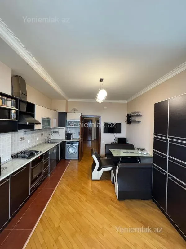 Satılır 3 otaqlı yeni tikili 123 m²