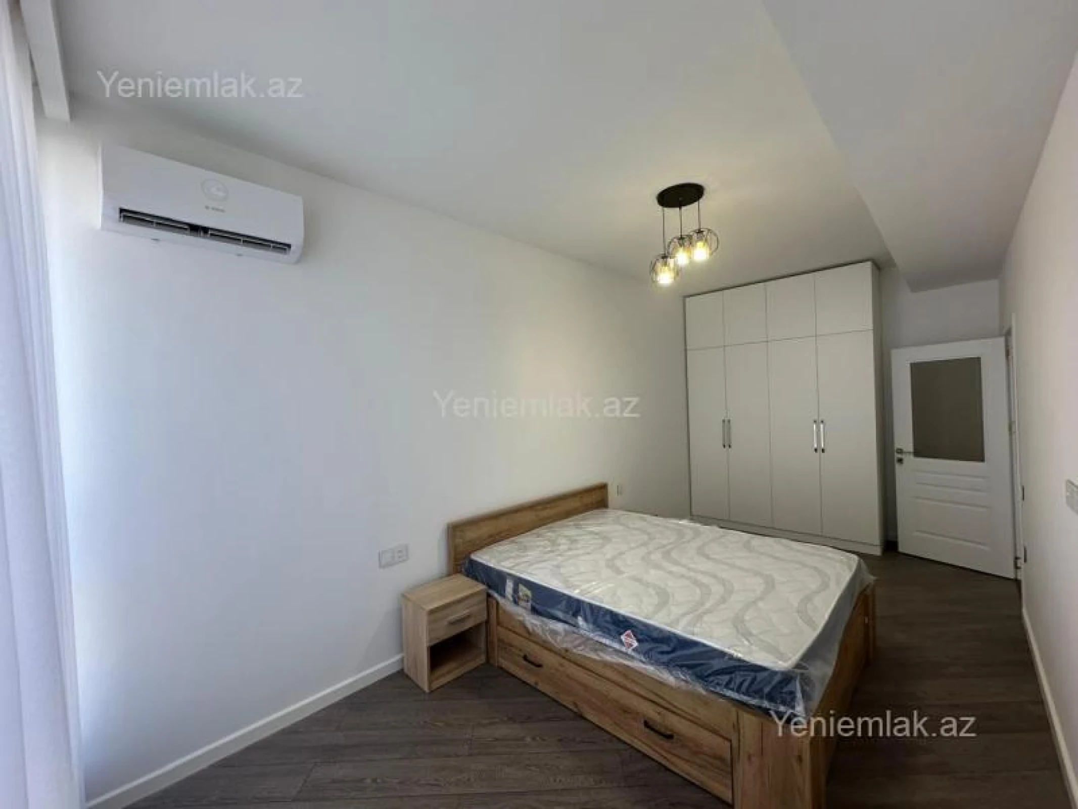 Satılır 3 otaqlı yeni tikili 95 m²