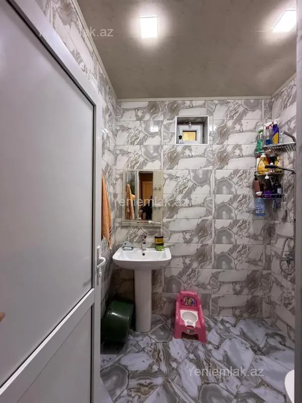 Satılır 3 otaqlı həyət evi 100 m²