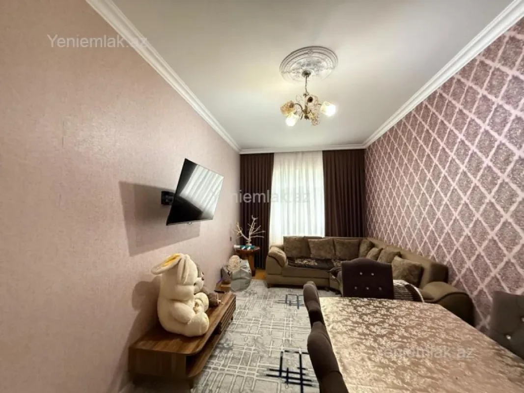 Satılır 3 otaqlı həyət evi 100 m²
