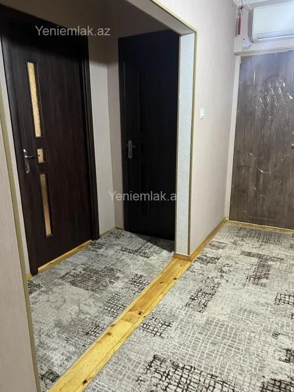 Satılır 3 otaqlı köhnə tikili 75 m²