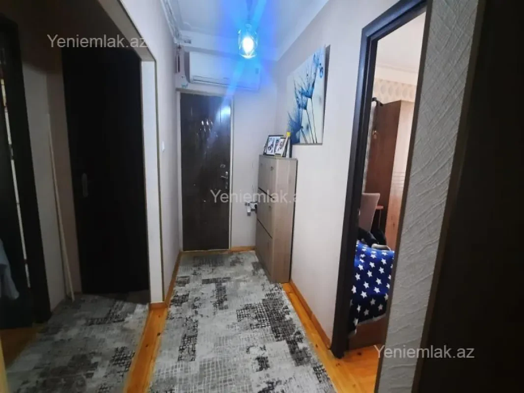 Satılır 3 otaqlı köhnə tikili 75 m²