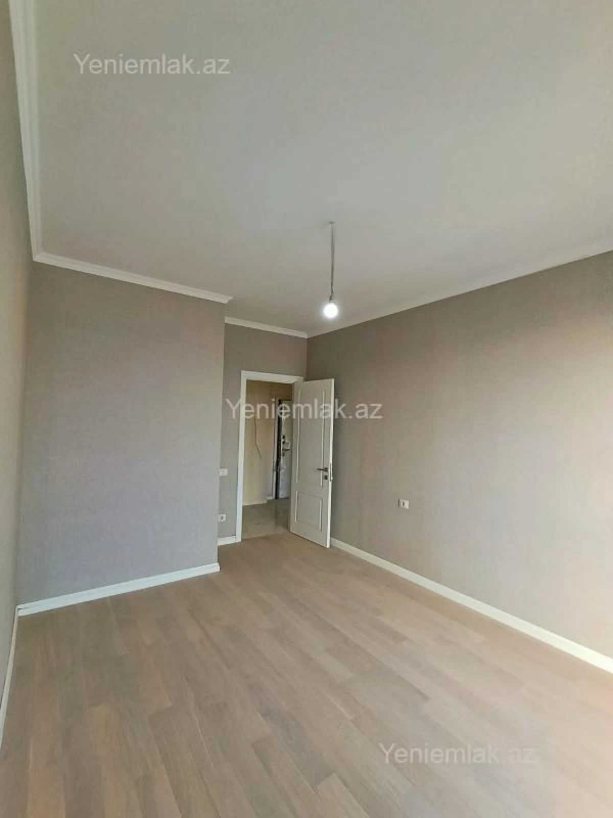 Satılır 3 otaqlı yeni tikili 72 m²