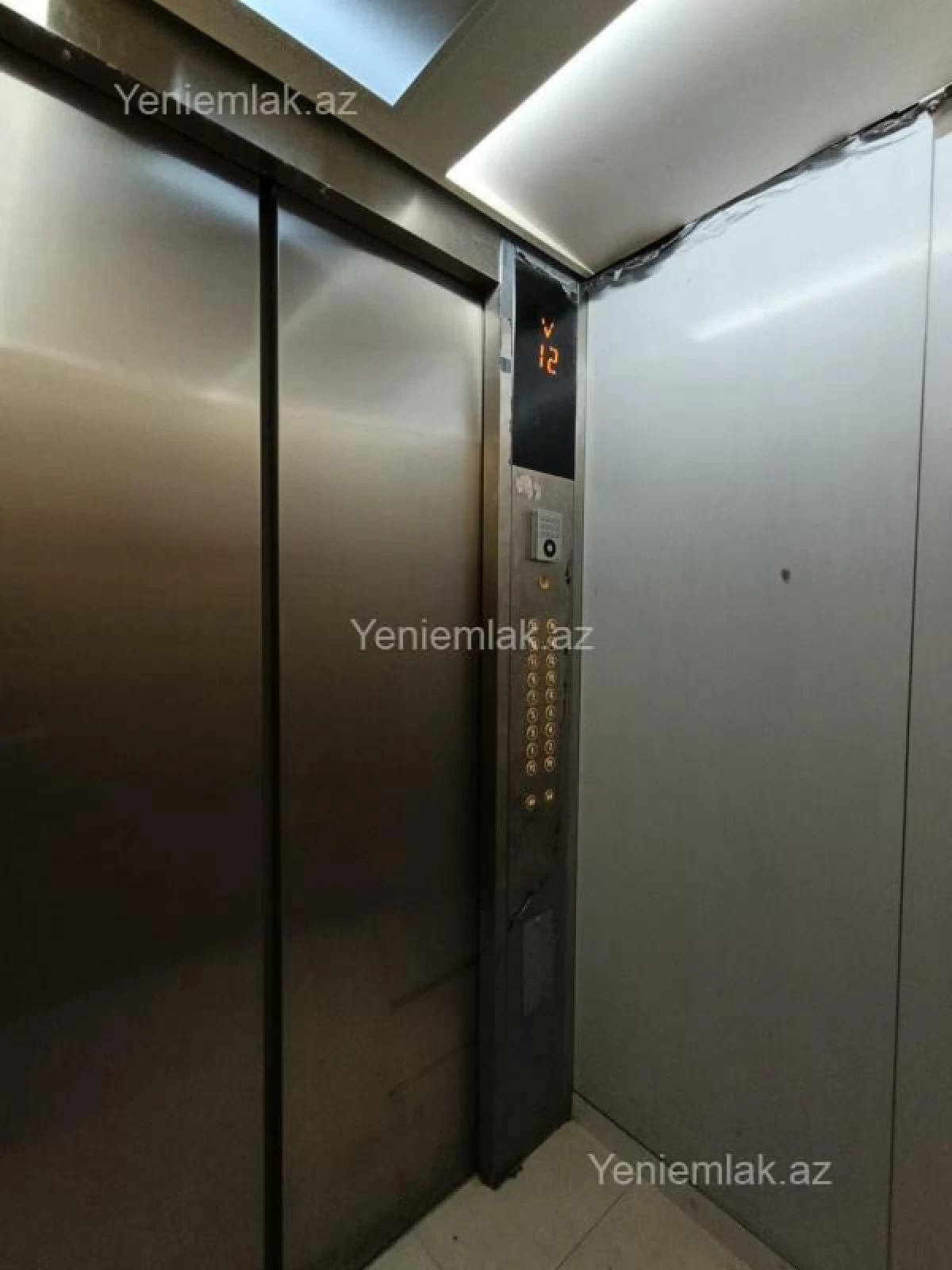 Satılır 3 otaqlı yeni tikili 72 m²