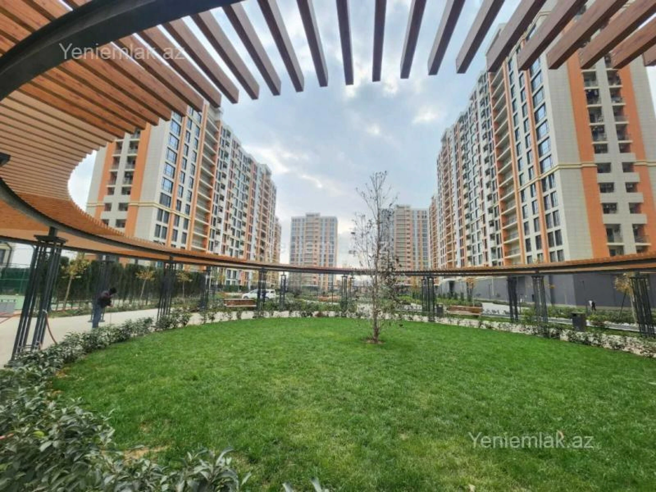 Satılır 3 otaqlı yeni tikili 72 m²
