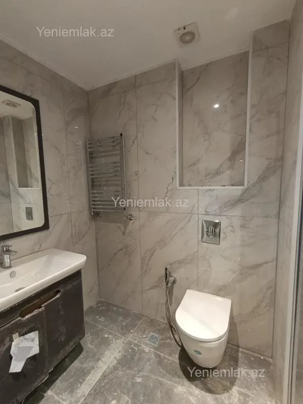 Satılır 3 otaqlı yeni tikili 72 m²