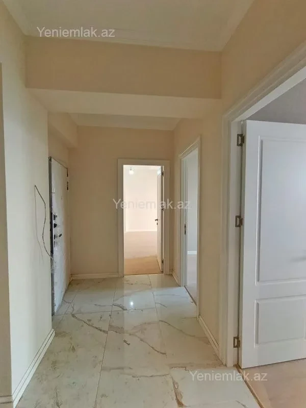 Satılır 3 otaqlı yeni tikili 72 m²