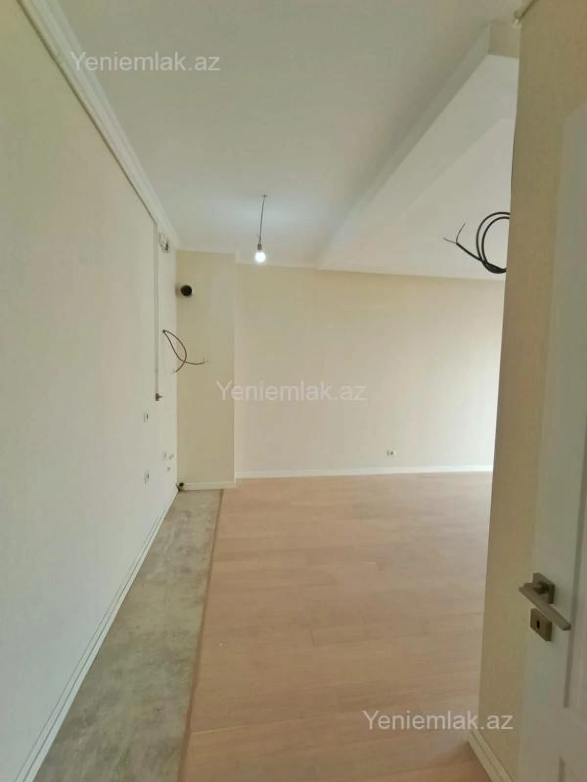 Satılır 3 otaqlı yeni tikili 72 m²