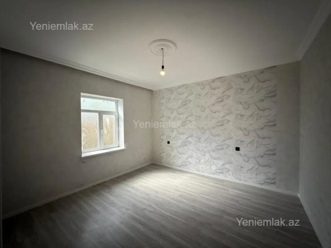 Satılır 4 otaqlı həyət evi 120 m²