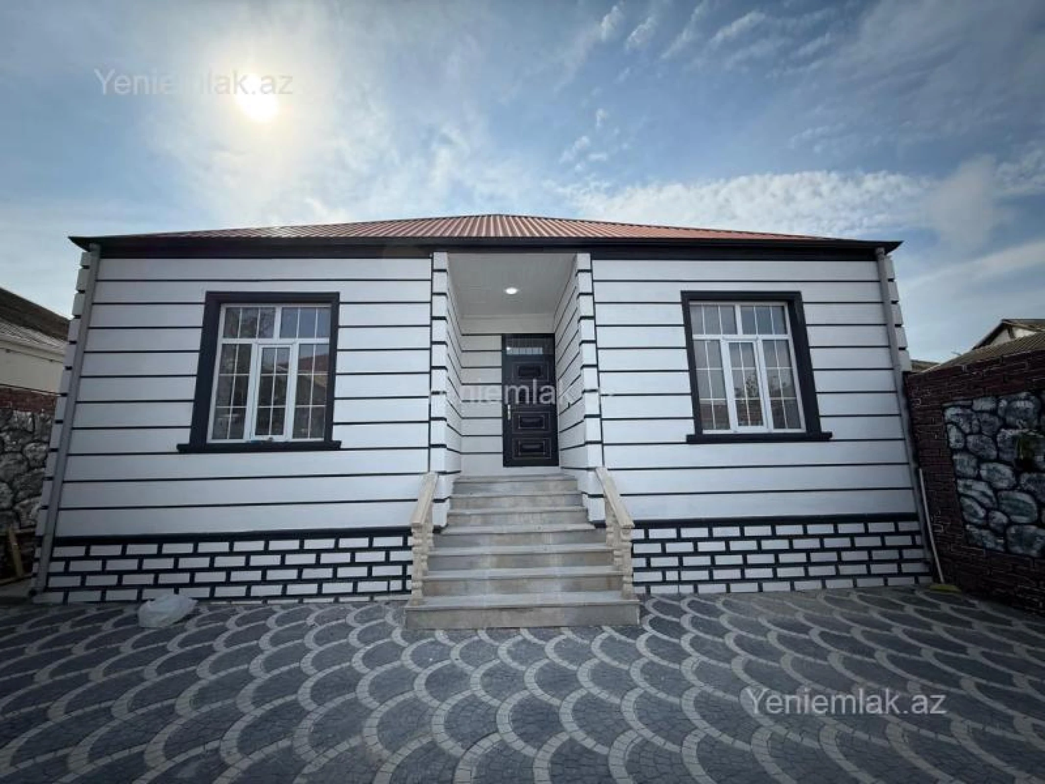 Satılır 4 otaqlı həyət evi 120 m²