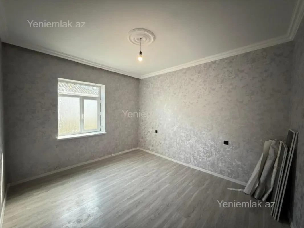 Satılır 4 otaqlı həyət evi 120 m²