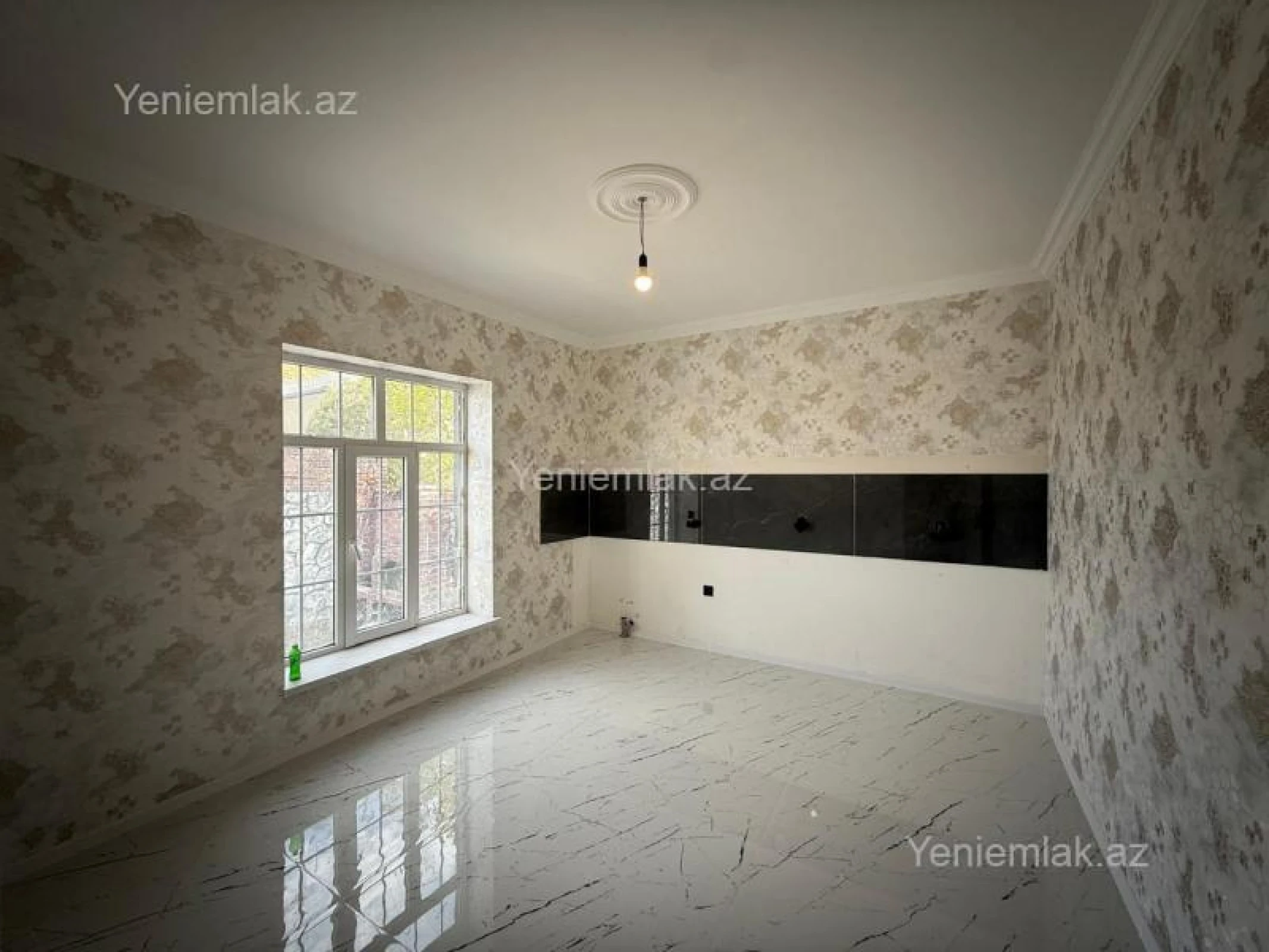 Satılır 4 otaqlı həyət evi 120 m²