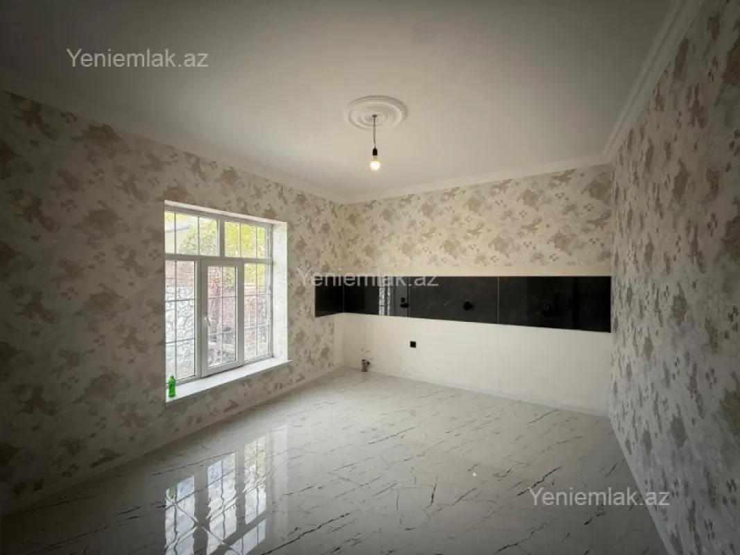 Satılır 4 otaqlı həyət evi 120 m²