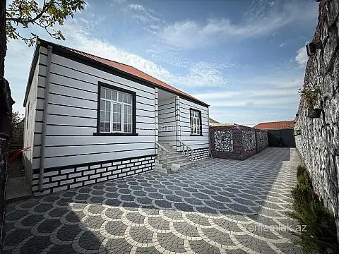 Satılır 4 otaqlı həyət evi 120 m²