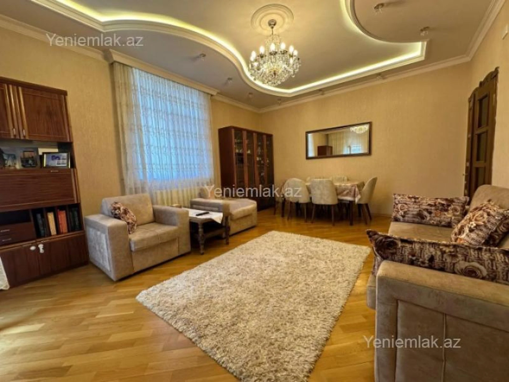 Satılır 3 otaqlı yeni tikili 140 m²