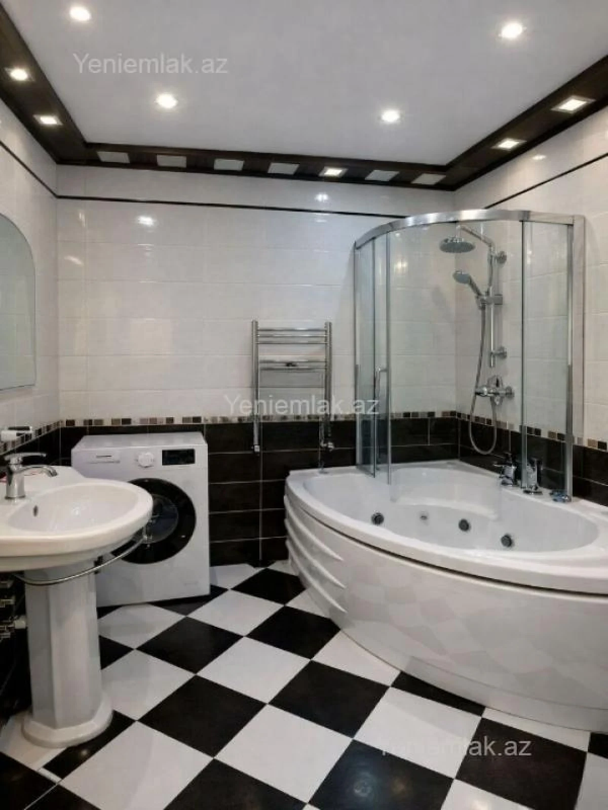 Satılır 3 otaqlı yeni tikili 140 m²