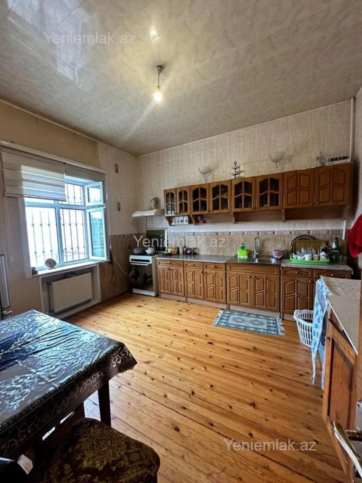 Satılır 4 otaqlı həyət evi 160 m²